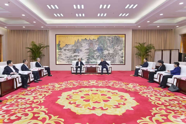 莫鼎革拜會(huì)安徽省委副書(shū)記、省長(zhǎng)王清憲